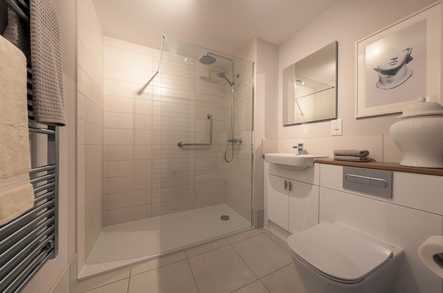 Typical 1 bedroom apartment image 3
