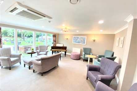 TLC Cambridge Manor Care Home Care Home Cambridge  - 5