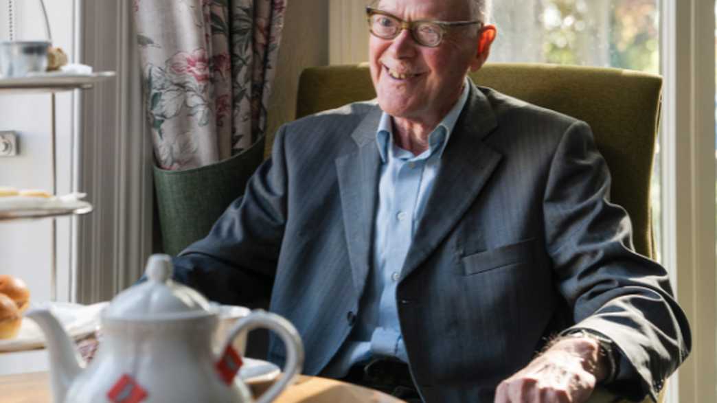 Headingley Hall Care Home Care Home Leeds activities-carousel - 2