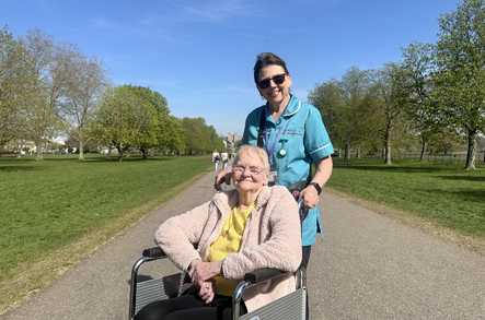 Oxford House Community Care Home Care Farnham Royal  - 3