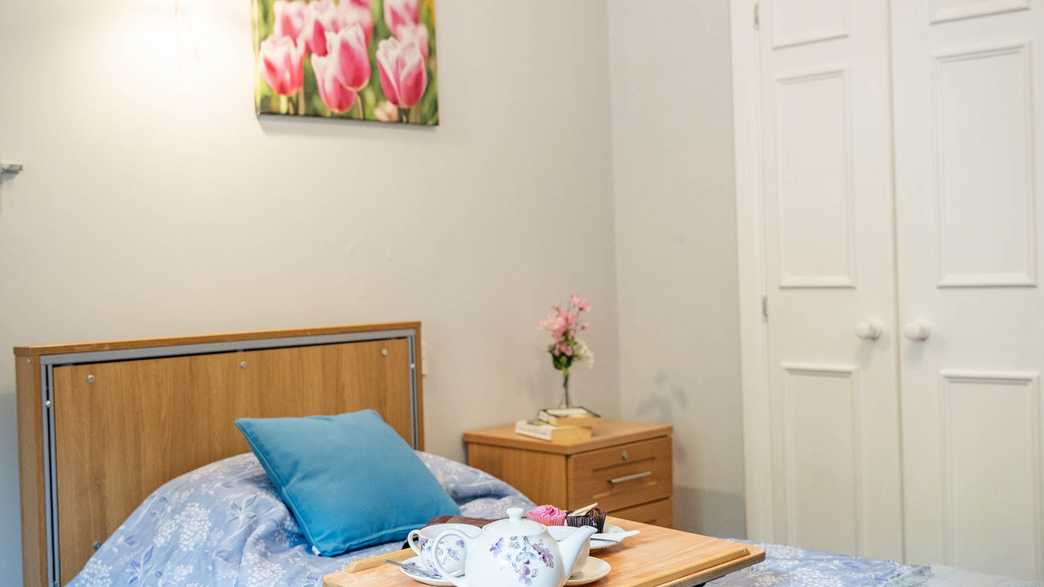 Inglefield Nursing & Residential Home Care Home Totland Bay accommodation-carousel - 1