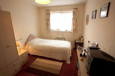 Laburnum House Care Home Oldham  - 4