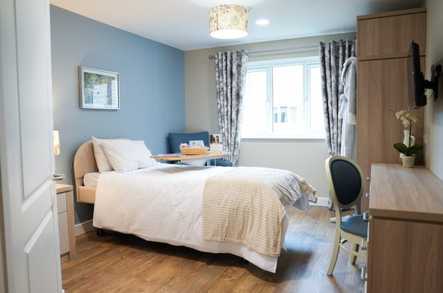 Lindley Park Care Home Huddersfield  - 3