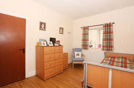 Lister House Nursing Home Care Home Bradford  - 4