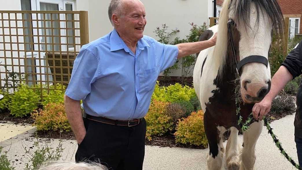 Lonsdale Mews Care Home Loughborough activities-carousel - 3