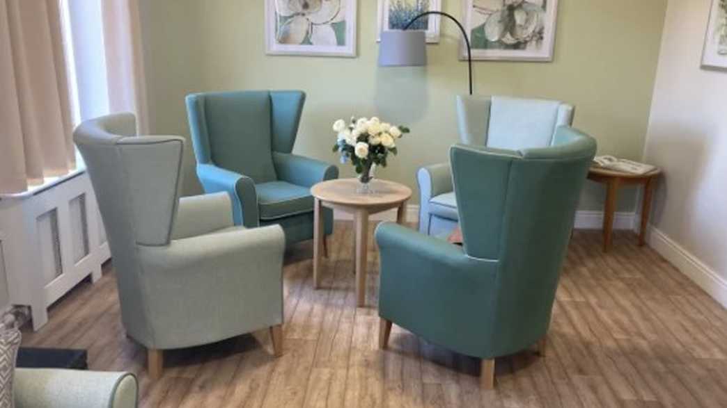 Madeira House Care Home Louth buildings-carousel - 3