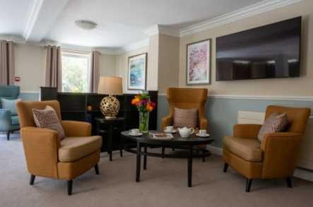 Nairn House Care Home Care Home Enfield  - 5
