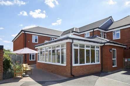 Newgrange Residential Home Care Home Waltham Cross  - 1