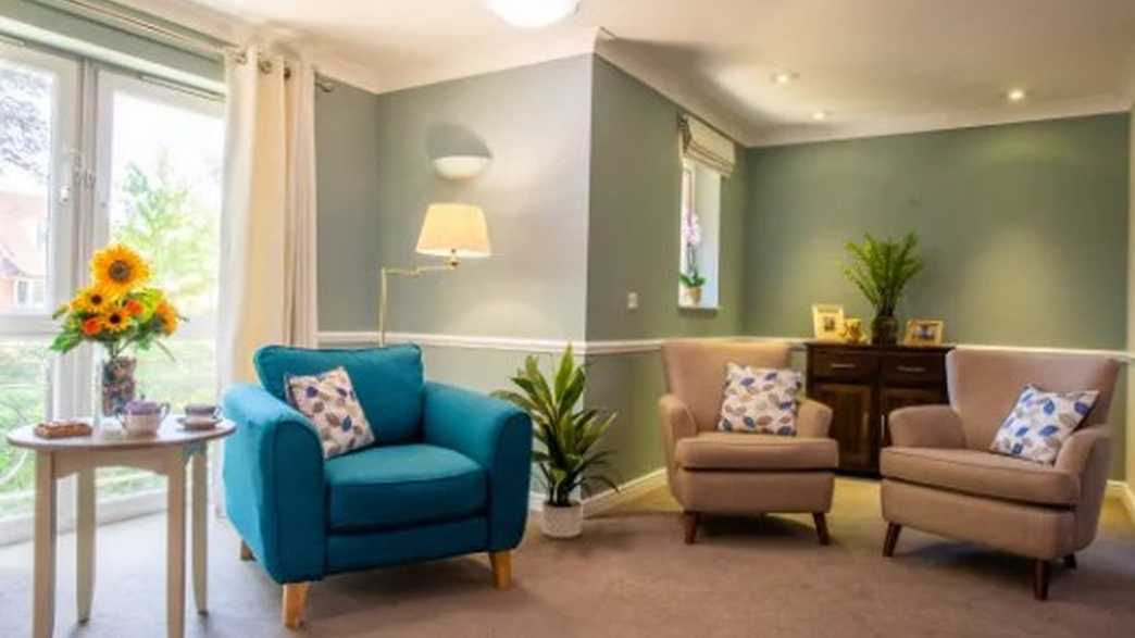 Parkside Care Home Care Home Reading buildings-carousel - 6