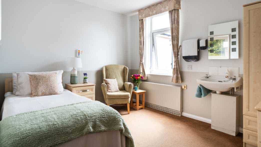 Pennington Court Care Home Care Home Leeds accommodation-carousel - 4