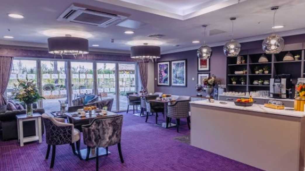 Pinetree Care Home Care Home Rayleigh meals-carousel - 2