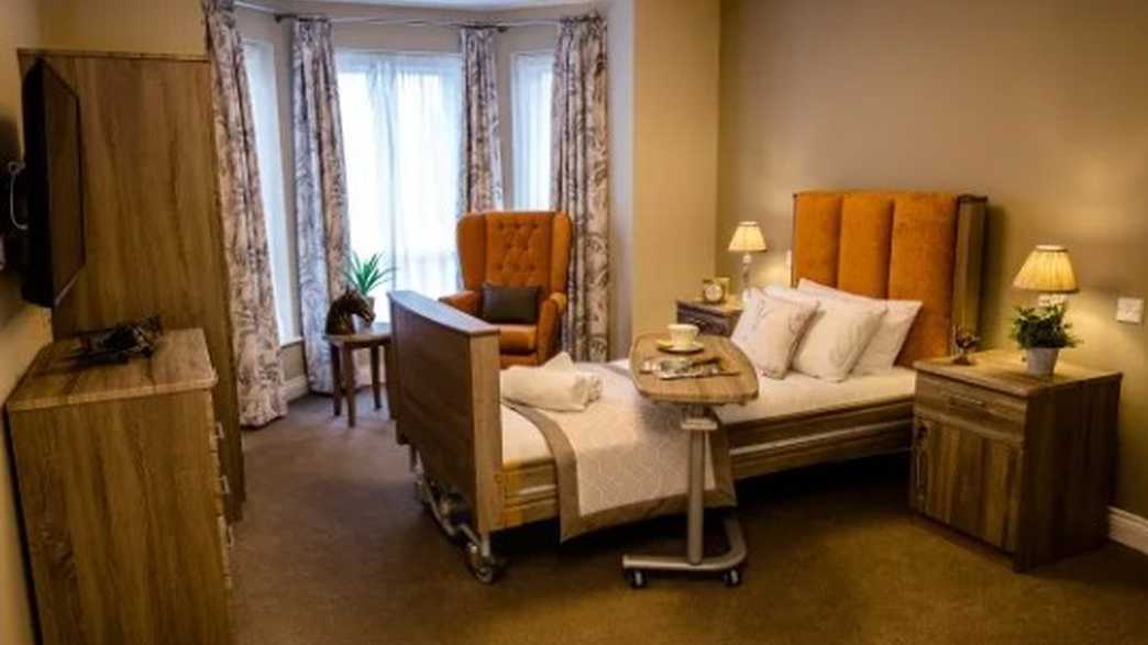 Priorslee House Care Home Telford accommodation-carousel - 2