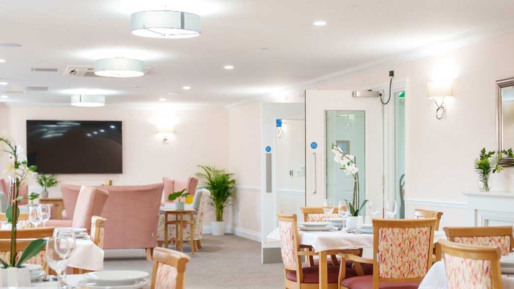 Peverel Green Care Home Care Home Hatfield Peverel, Chelmsford buildings-carousel - 6