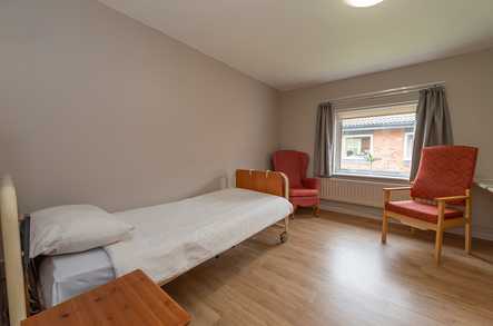 Rowan Garth Care Home Care Home Liverpool  - 4