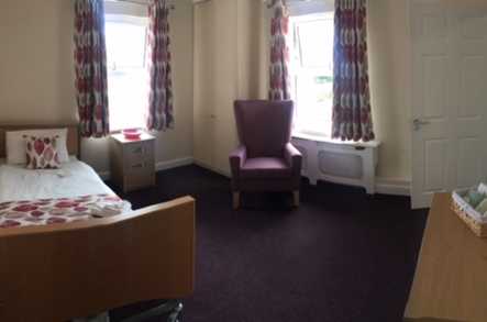 Nightingale Nursing and Care Home Care Home Mansfield  - 2