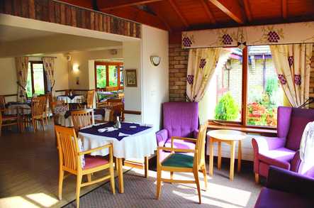 Rose Cottage Residential Home Care Home Huntingdon  - 2