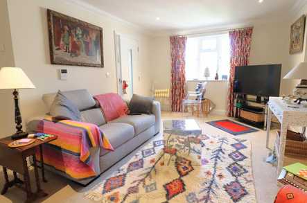 Apartment 23 image 2