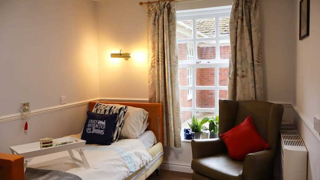 Springfield House Nursing Home Care Home Wolverhampton accommodation-carousel - 2