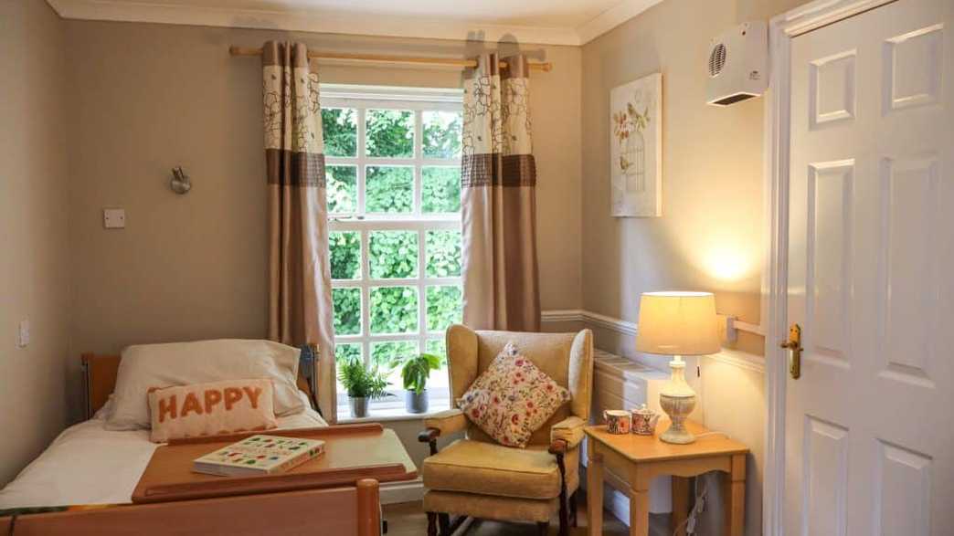 Springfield House Nursing Home Care Home Wolverhampton accommodation-carousel - 1