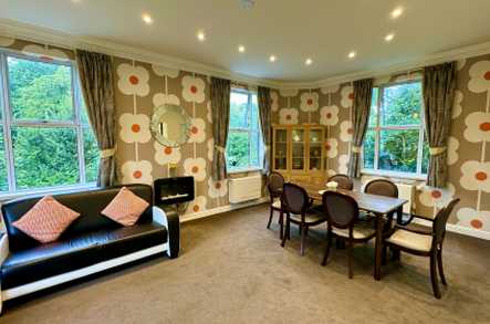 The Oaks Care Home Care Home Colchester  - 2