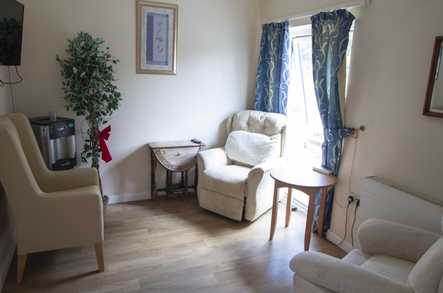 Trenewydd Residential Care Home Care Home Brecon  - 5