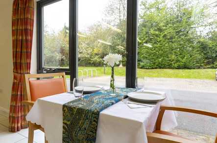 Ullswater Cottage Care Home Crawley  - 3