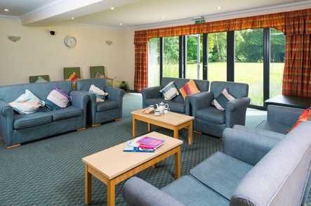 Ullswater Cottage Care Home Crawley  - 4