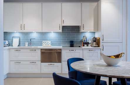 Apartment 35 image 1