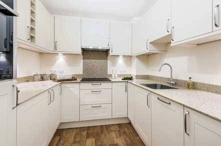 Apartment 38 image 1