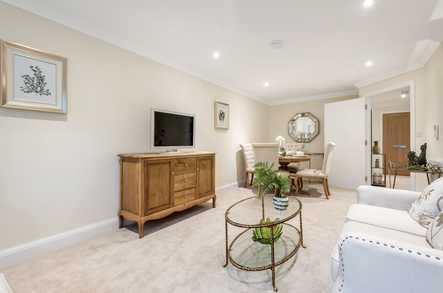 Apartment 38 image 2