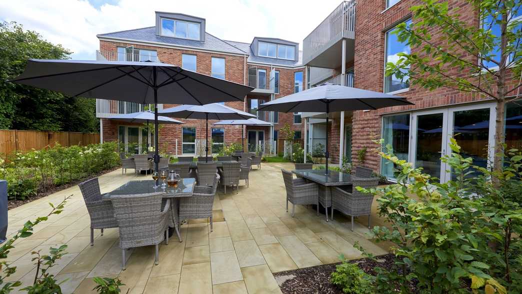 Wooburn Bales Retirement Living High Wycombe wellbeing-carousel - 1