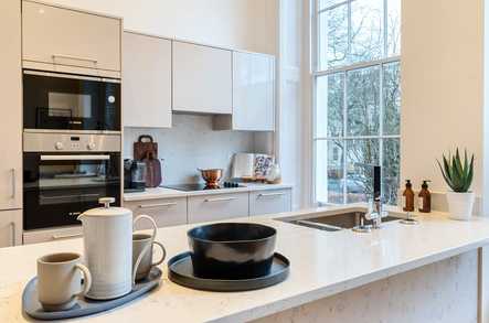 Apartment 20 image 3