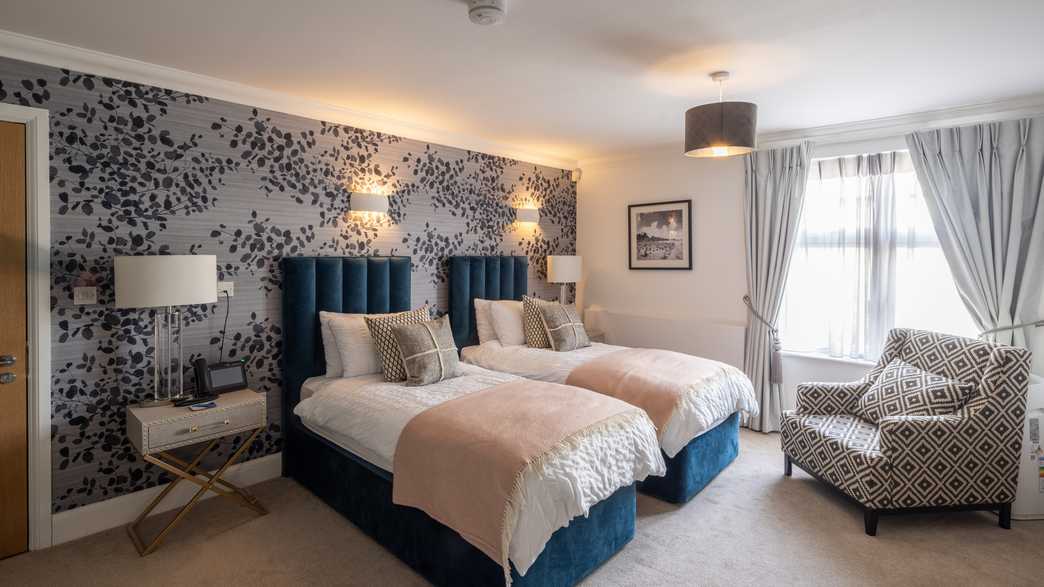 Sandbanks Road Retirement Living Poole lifestyle-carousel - 1