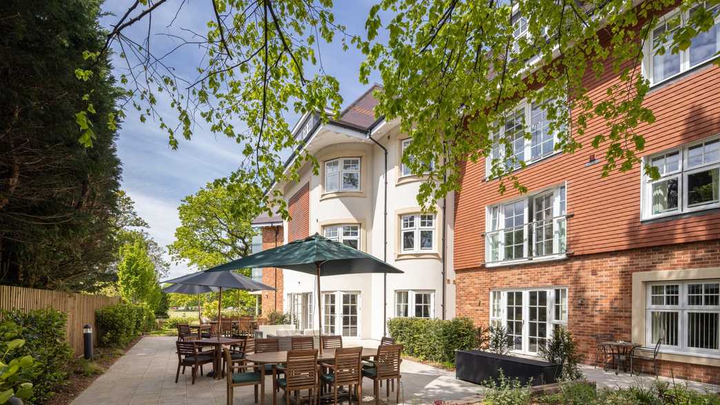 Sandbanks Road Retirement Living Poole lifestyle-carousel - 3