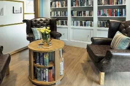 Waverley Grange Care Home Care Home Farnham  - 5