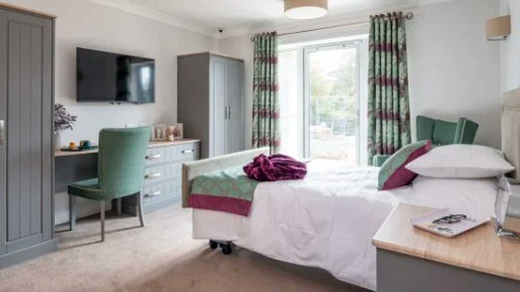 Wellford Gardens Care Home Oxford accommodation-carousel - 2