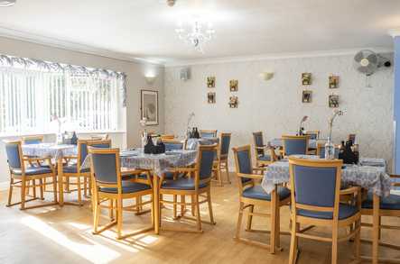 Willow Bank House Residential Home Care Home Pershore  - 3
