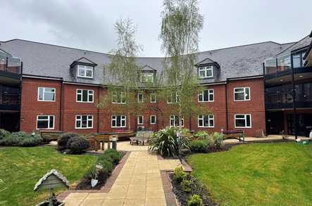 Wing View Care Centre Care Home Leighton Buzzard  - 1