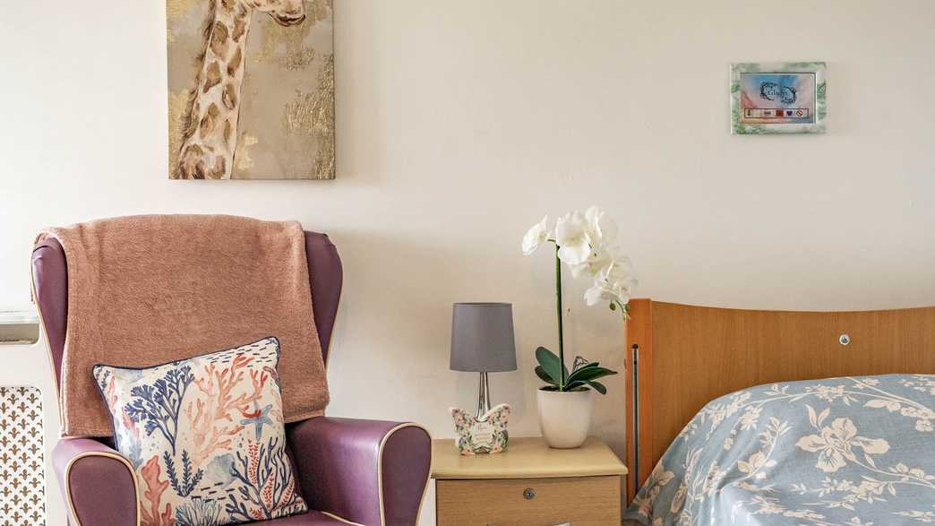 Woodland Court Residential Home Care Home Fareham accommodation-carousel - 2