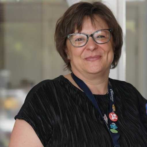 Carmen Flueras