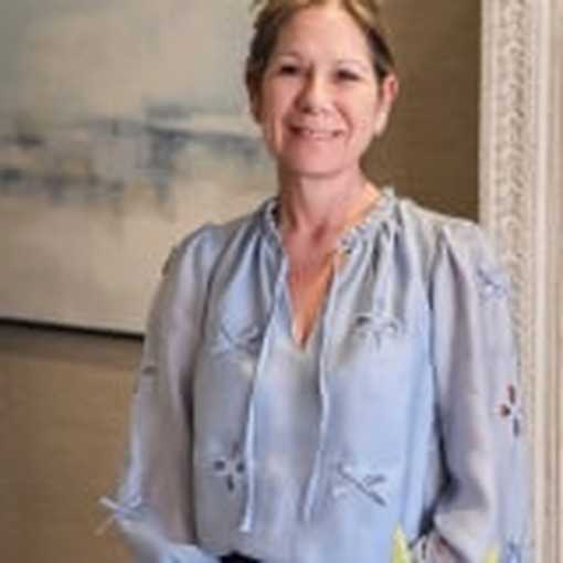 Claire Skinner