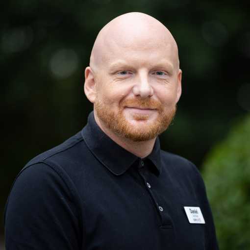 Daniel Cole