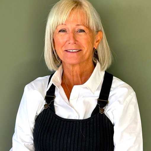 Aveley Lodge Care Home - Care Home